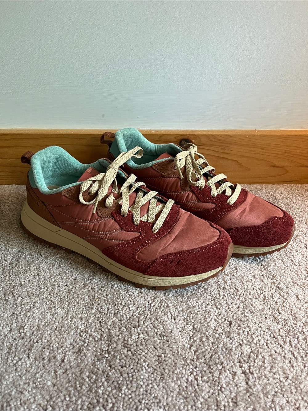 Merrell Women’s Alpine 83 Retro Sneakers - Like New!